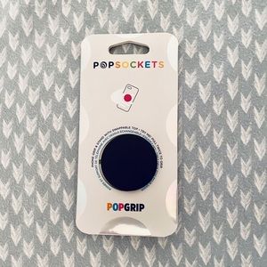 FREE w/ purchase of any item - Black pop socket